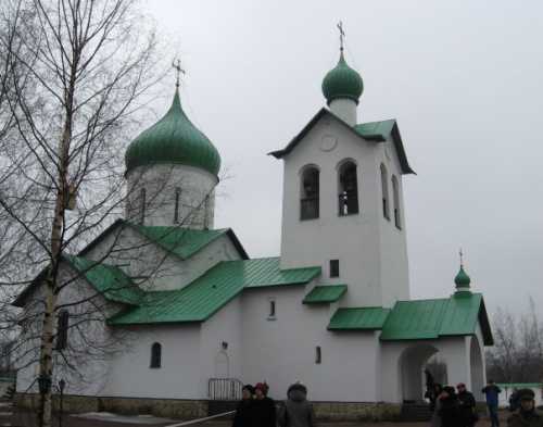 средняя зарплата в дании в 2018